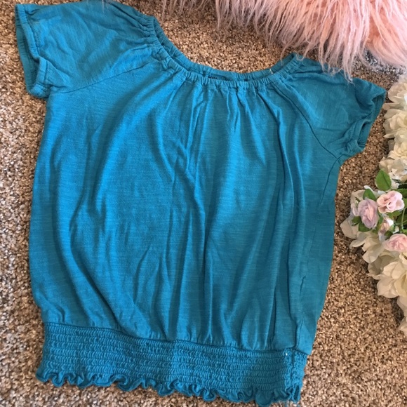 Bundle of girls top and ruffle pants - Picture 6 of 8